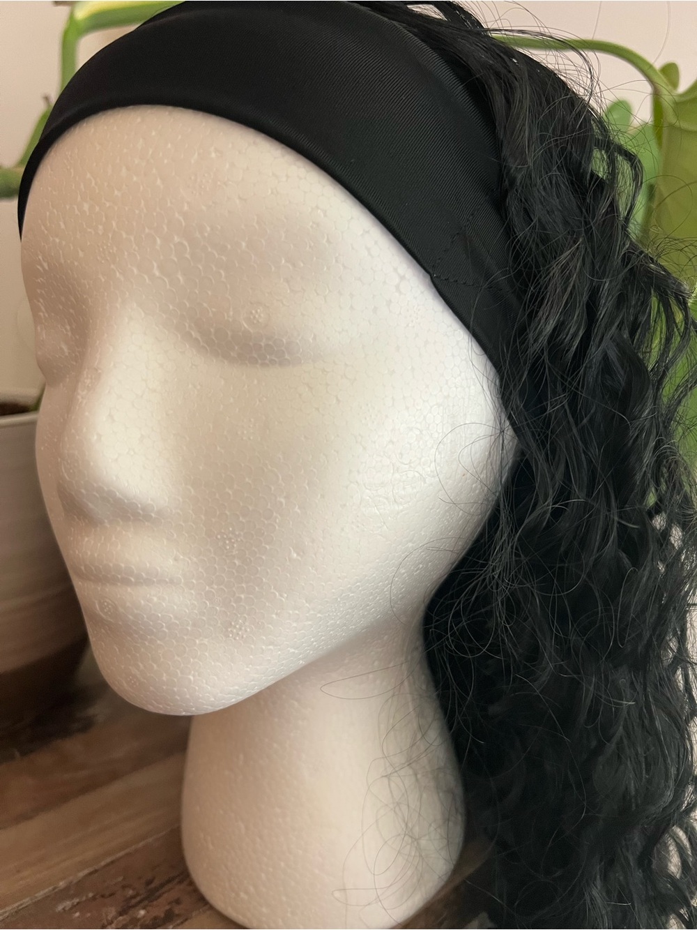Black Women’s Headband Wig - Sleek Stretch Band